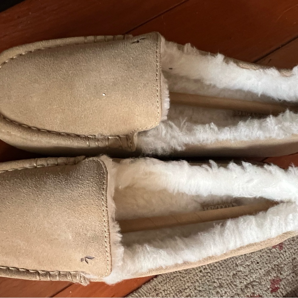 Women's Tan kookaburra Ugg  slipperas